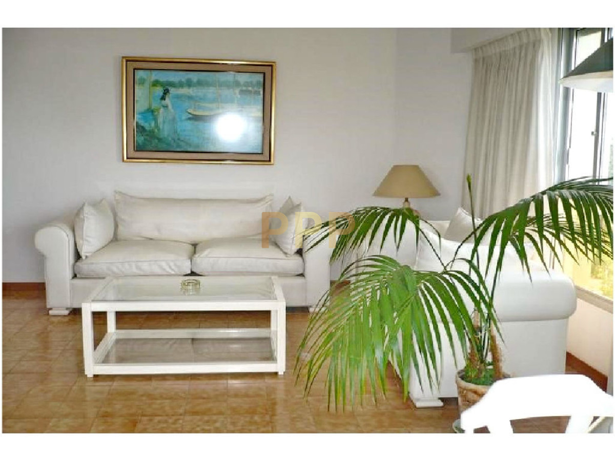 Apartamento ID.906 - Apartamento en Roosevelt, 2 dormitorios *