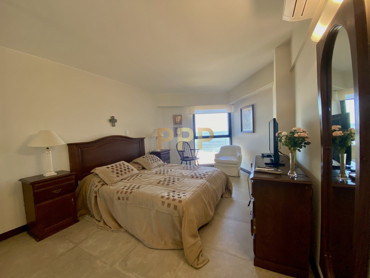 Apartamento ID.12 - Apto en alquiler, primera línea, totalmente reciclado!!!