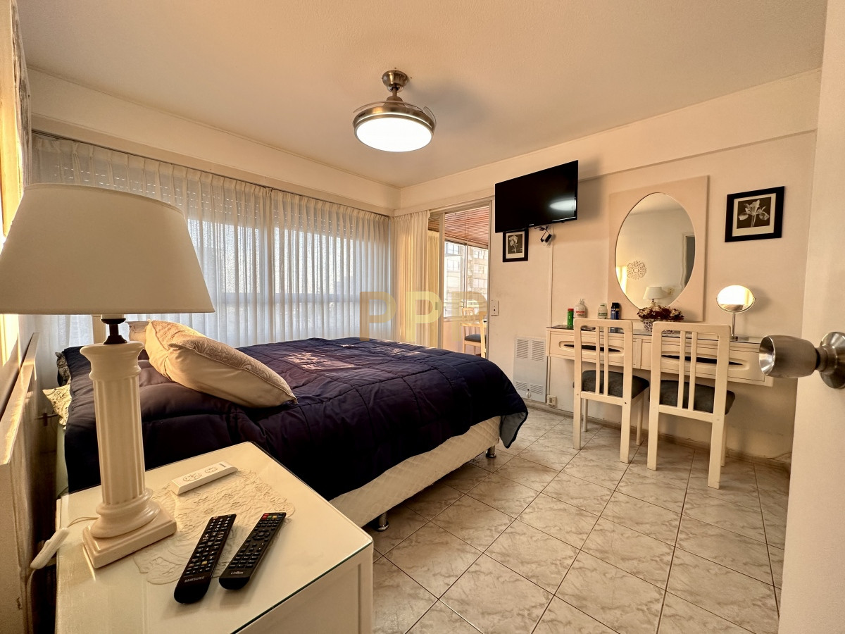 Apartamento ID.1052 - Apartamento en Peninsula, 2 dormitorios *