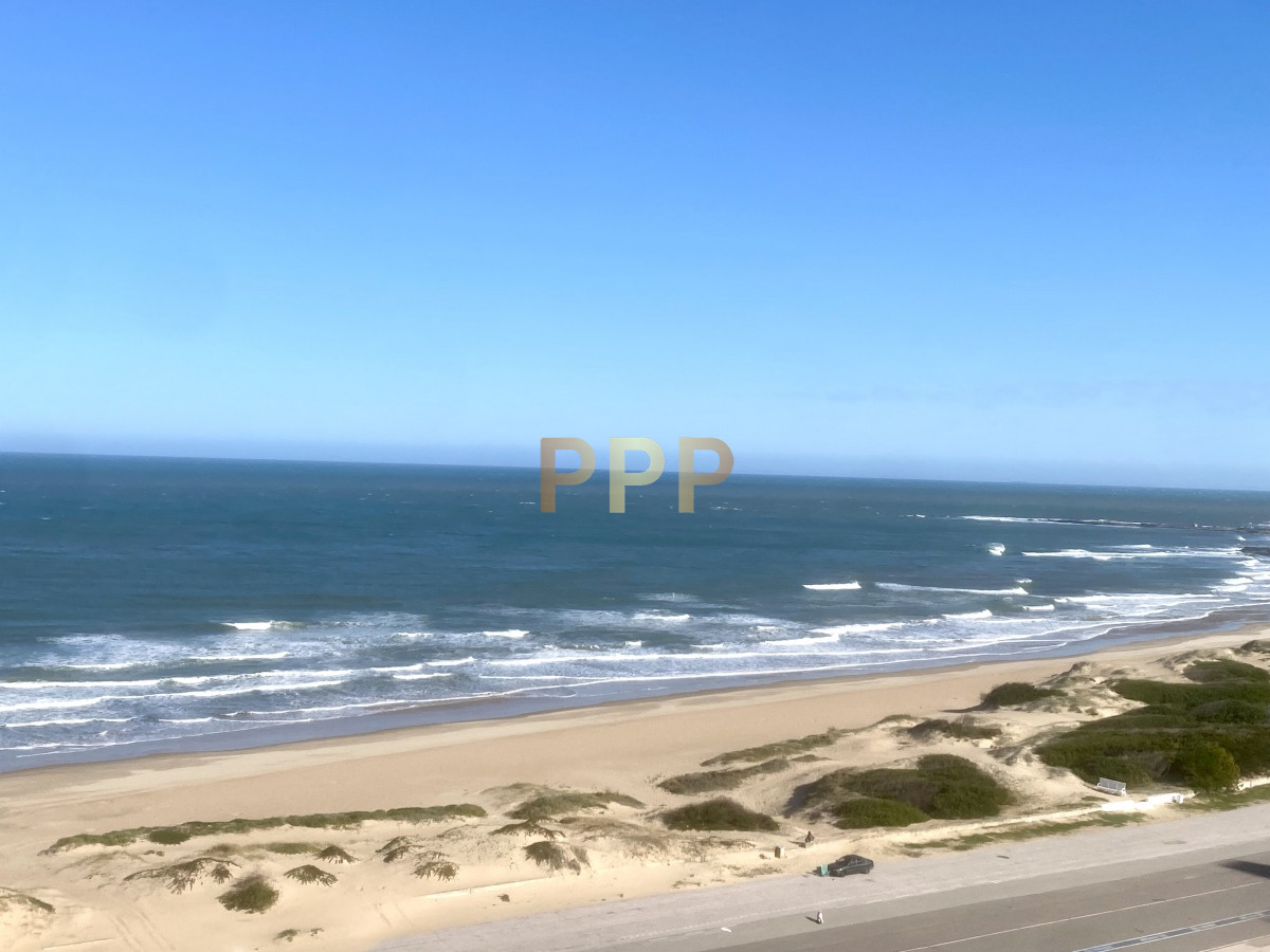 Apartamento ID.12 - Apto en alquiler, primera línea, totalmente reciclado!!!