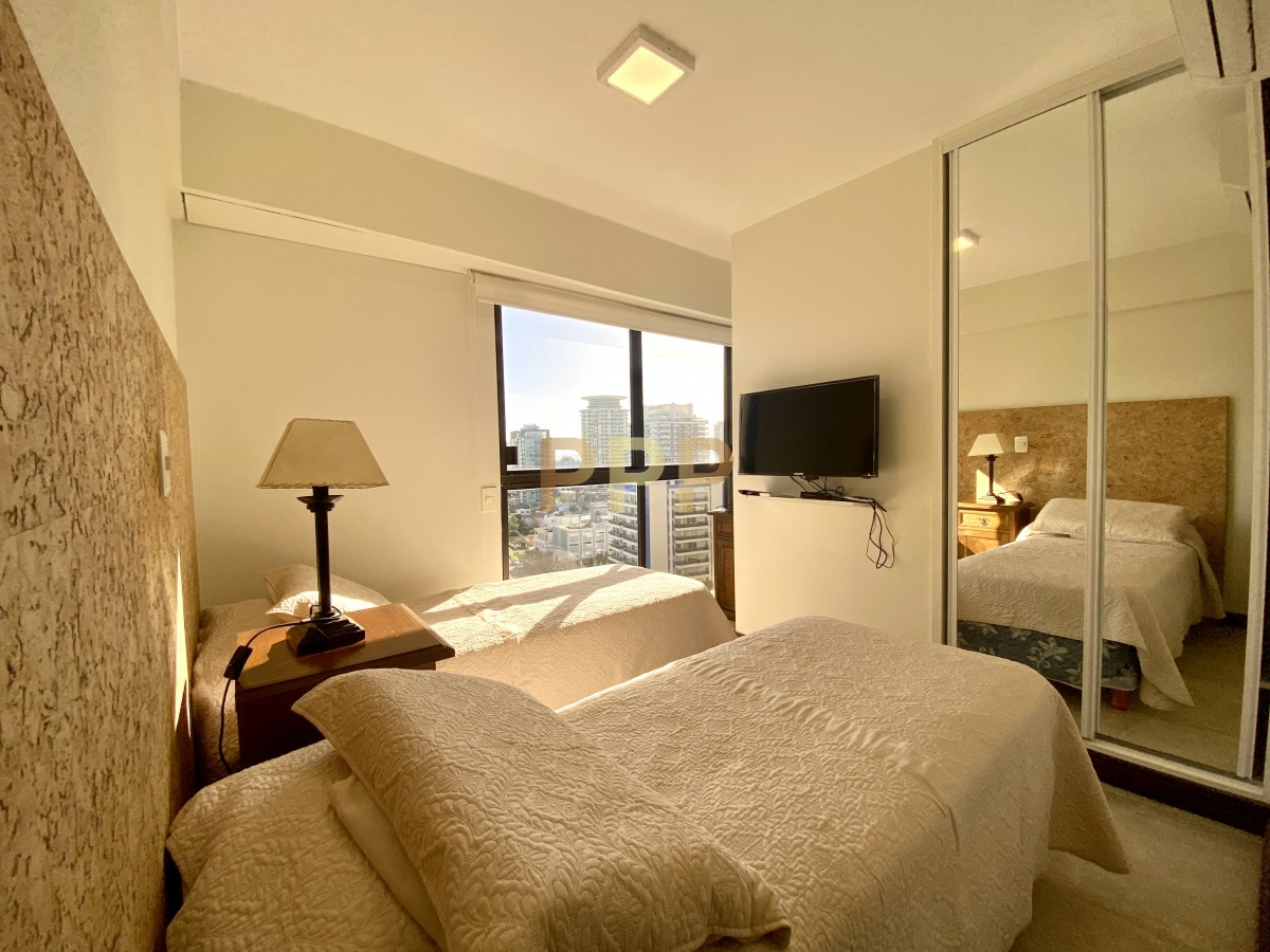 Apartamento ID.12 - Apto en alquiler, primera línea, totalmente reciclado!!!