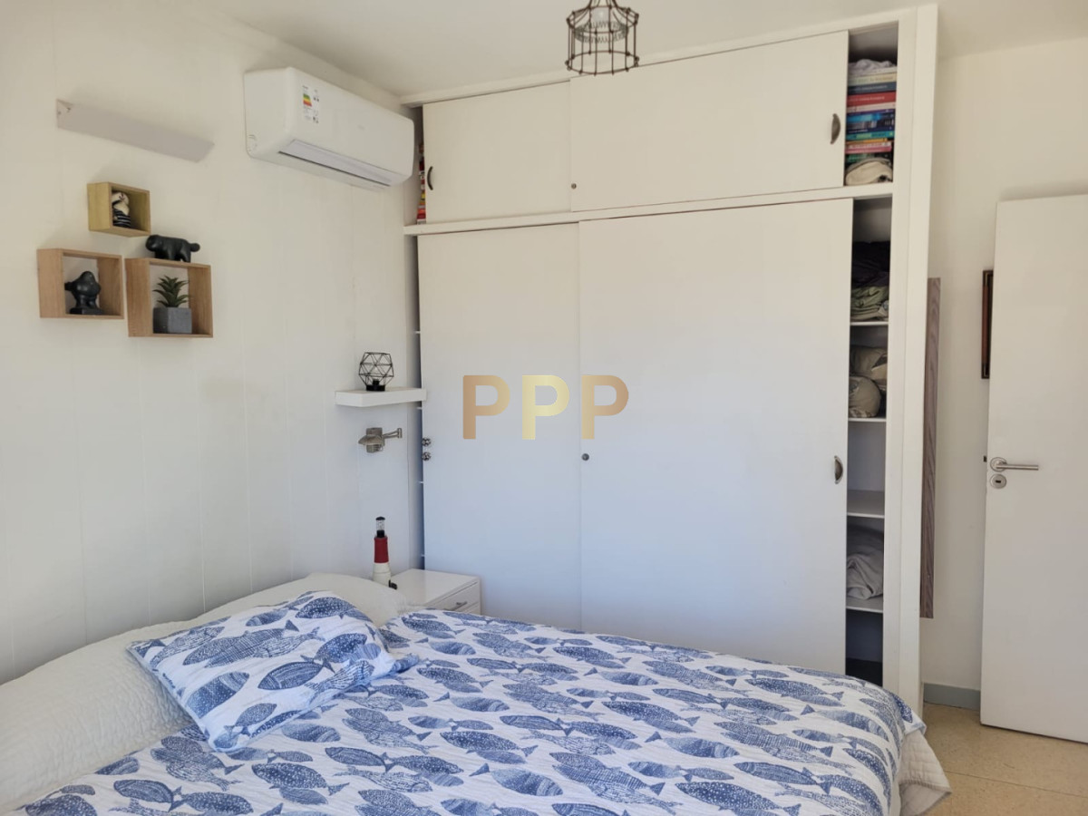 Apartamento ID.1405 - En alquiler con vista al mar, totalmente reciclado
