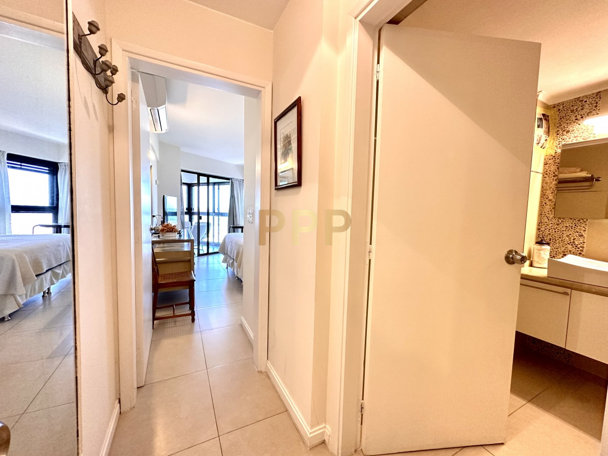 Apartamento ID.3943 - En venta y alquiler, primera línea, totalmente reciclado!!!