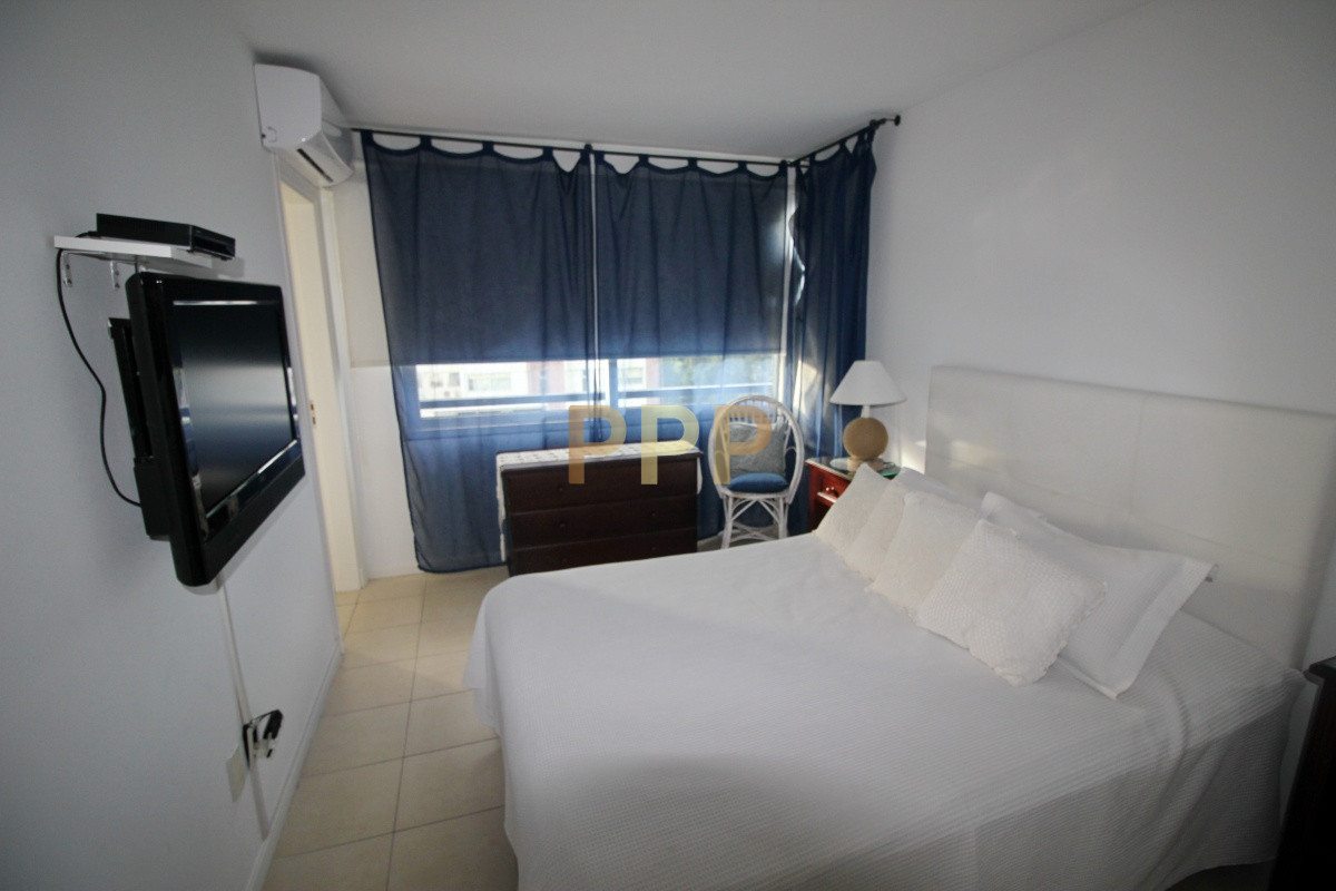 Apartamento ID.600 - En venta... Apartamento 3 dormitorios en Av. Roosevelt, Punta del Este