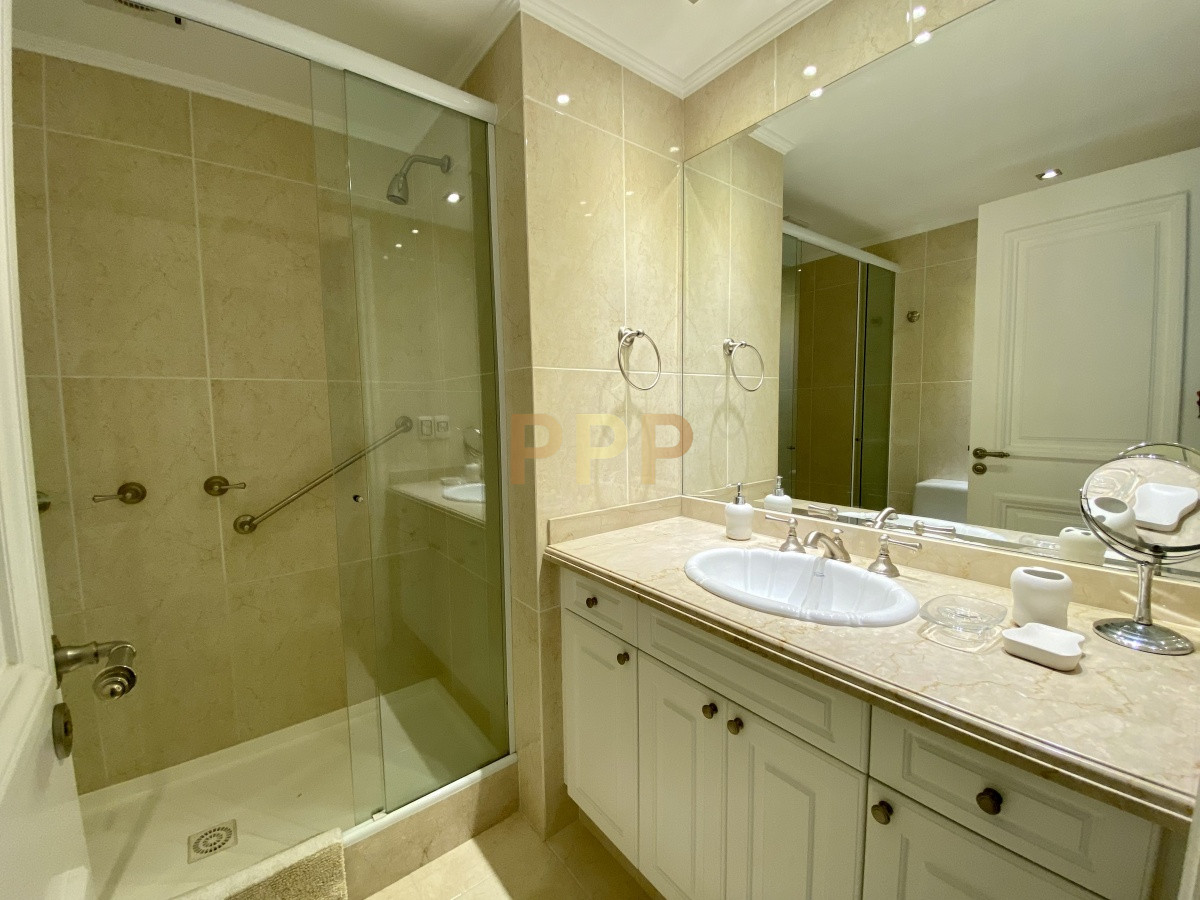 Apartamento ID.3468 - Piso alto en torre de categoría con todos y excelentes servicios.