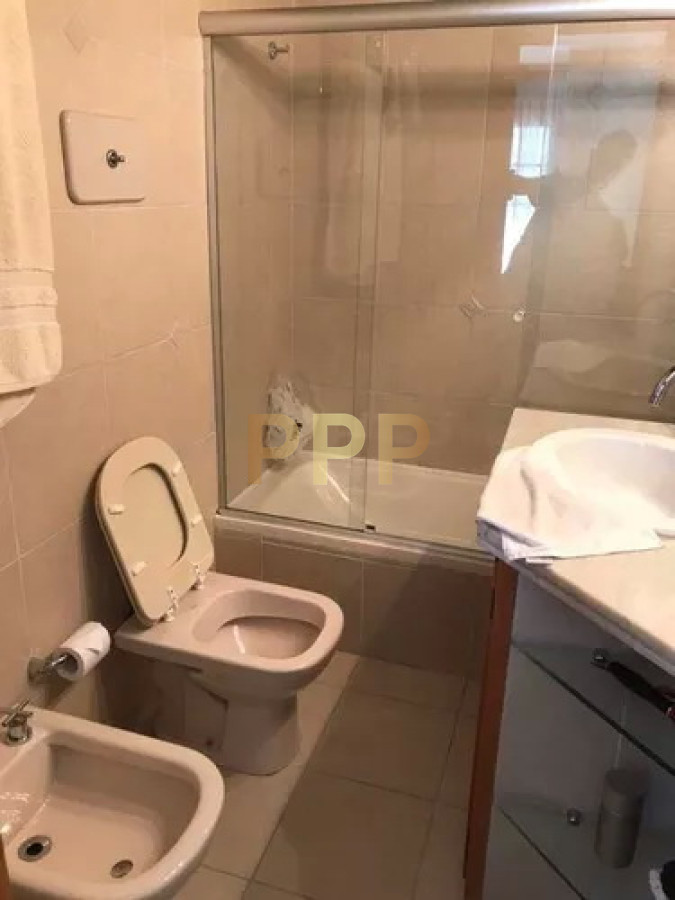 Apartamento ID.2478 - En venta apartamento en Peninsula , edificio con Parrillero y piscina.