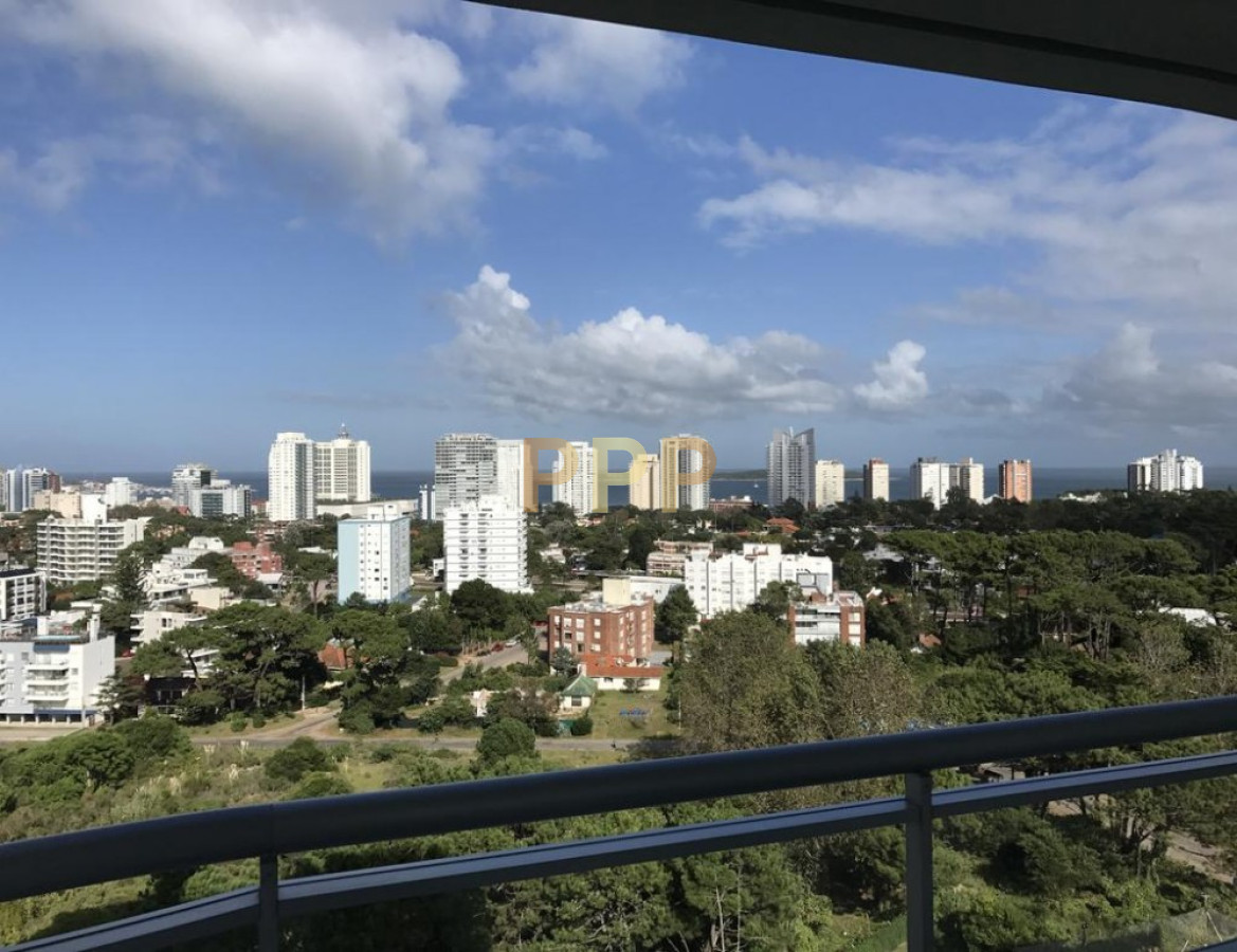 Apartamento ID.2555 - En venta.. oportunidad , piso alto en torre con todos los servicios.. 