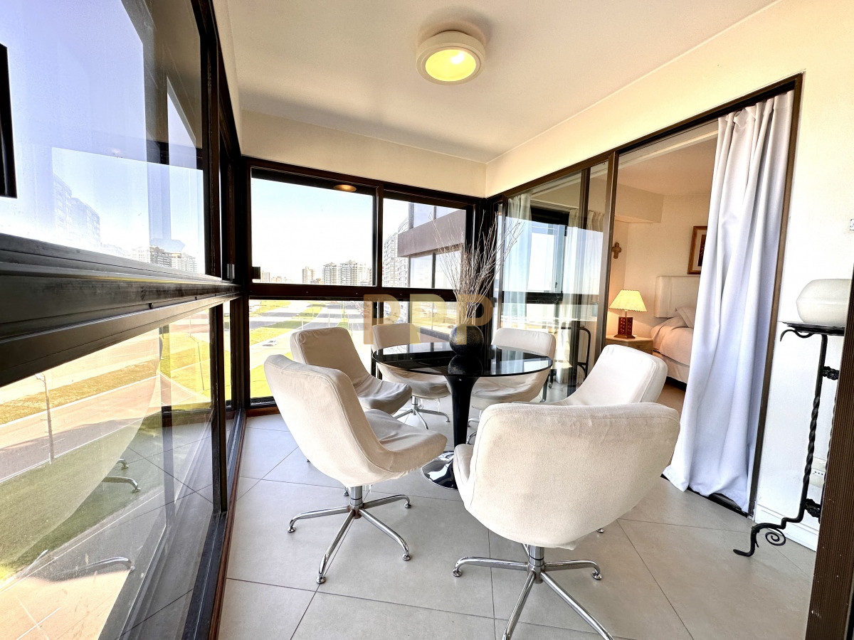 Apartamento ID.3943 - En venta y alquiler, primera línea, totalmente reciclado!!!