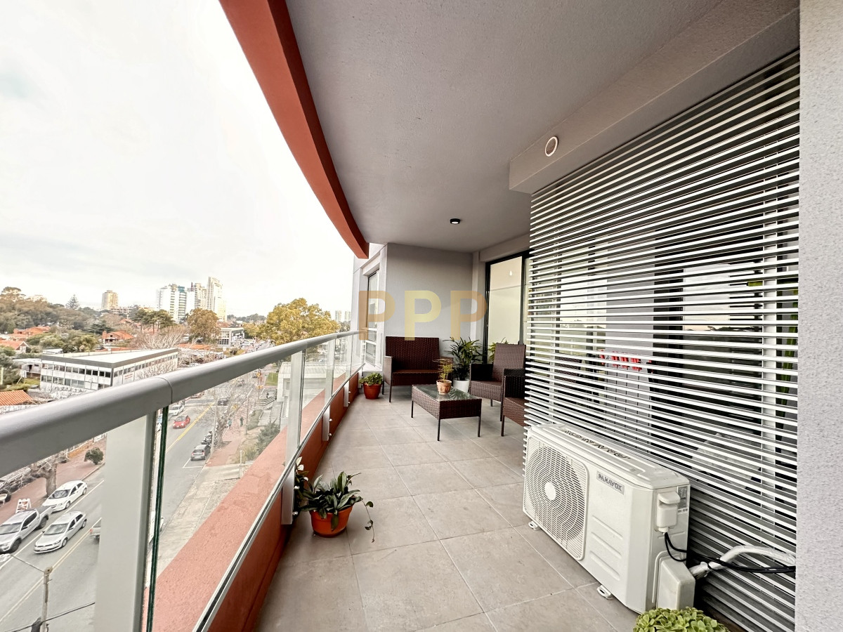 Apartamento ID.4072 - Apartamento en venta en Maldonado, zona centro!
