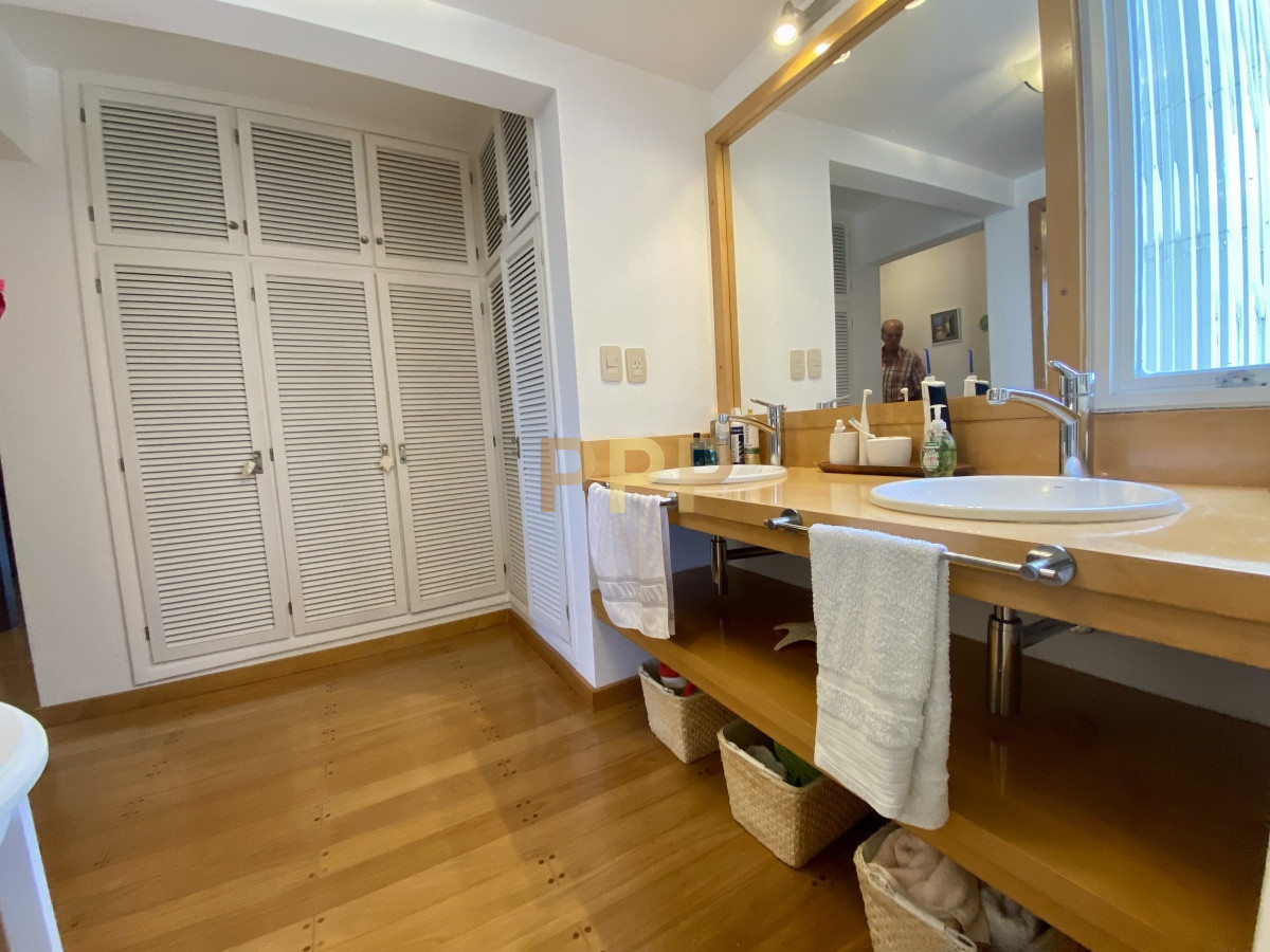 Apartamento ID.3744 - En venta y alquiler primera línea con excelentes vistas!!!