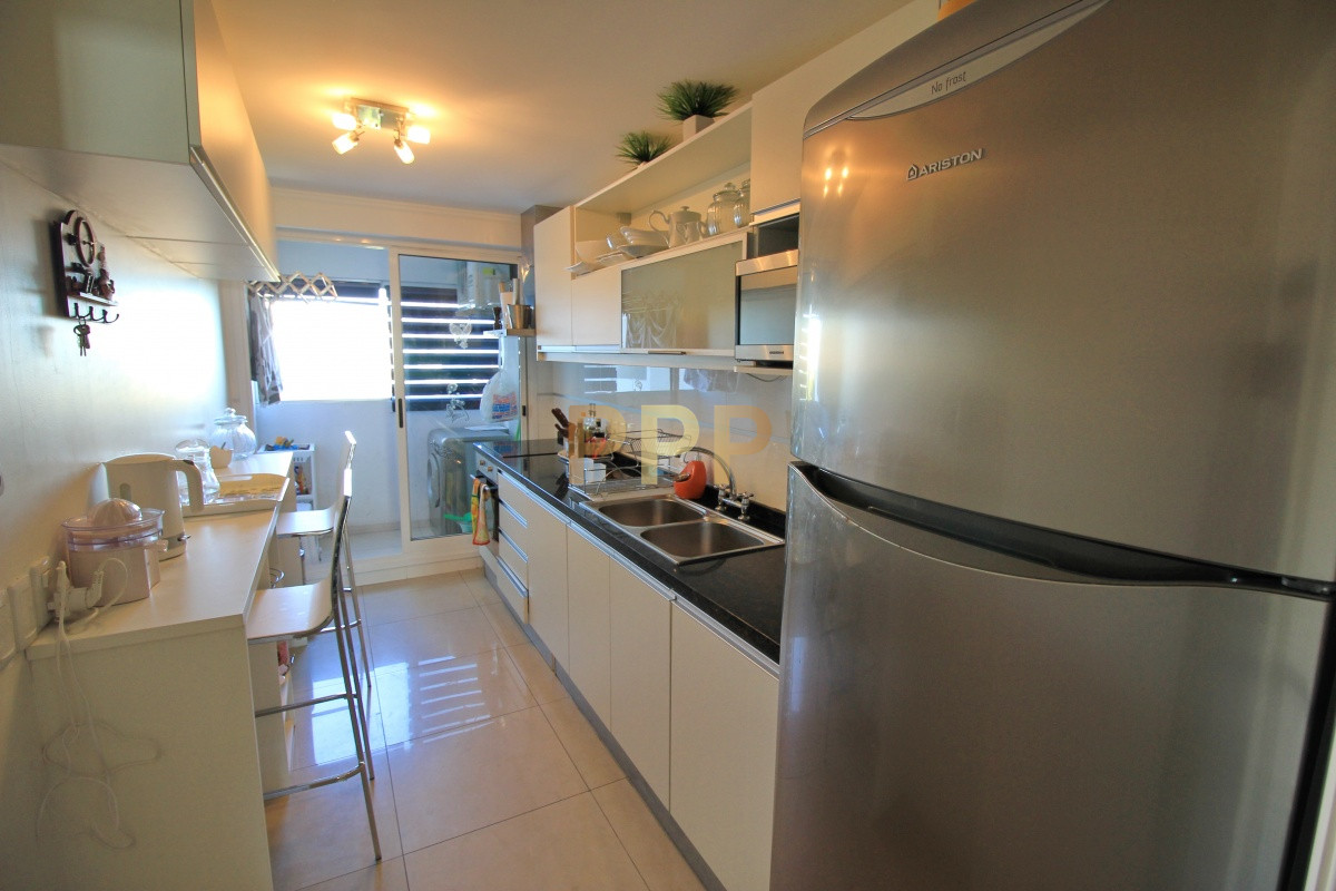 Apartamento ID.1057 - Apartamento con servicios en venta  en Punta del Este, zona Conrad.