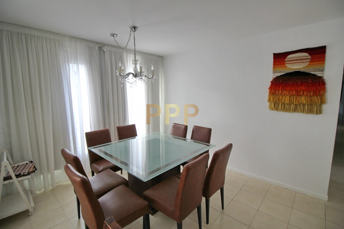 Apartamento ID.600 - En venta... Apartamento 3 dormitorios en Av. Roosevelt, Punta del Este