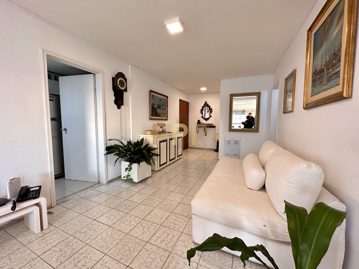 Apartamento ID.1052 - Apartamento en Peninsula, 2 dormitorios *