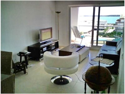 En Alquiler y Venta... Torre con muy buena ubicaciÃ³n, a metros de las playas brava y mansa, muy cerca de la PenÃ­nsula y de todos los servicios.