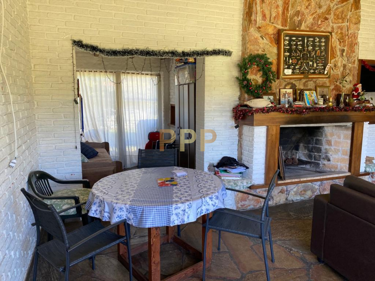 Casa ID.3264 - En venta.. casa en uno de los barrios más lindos para vivir todo el año.. a 100 ms del mar.