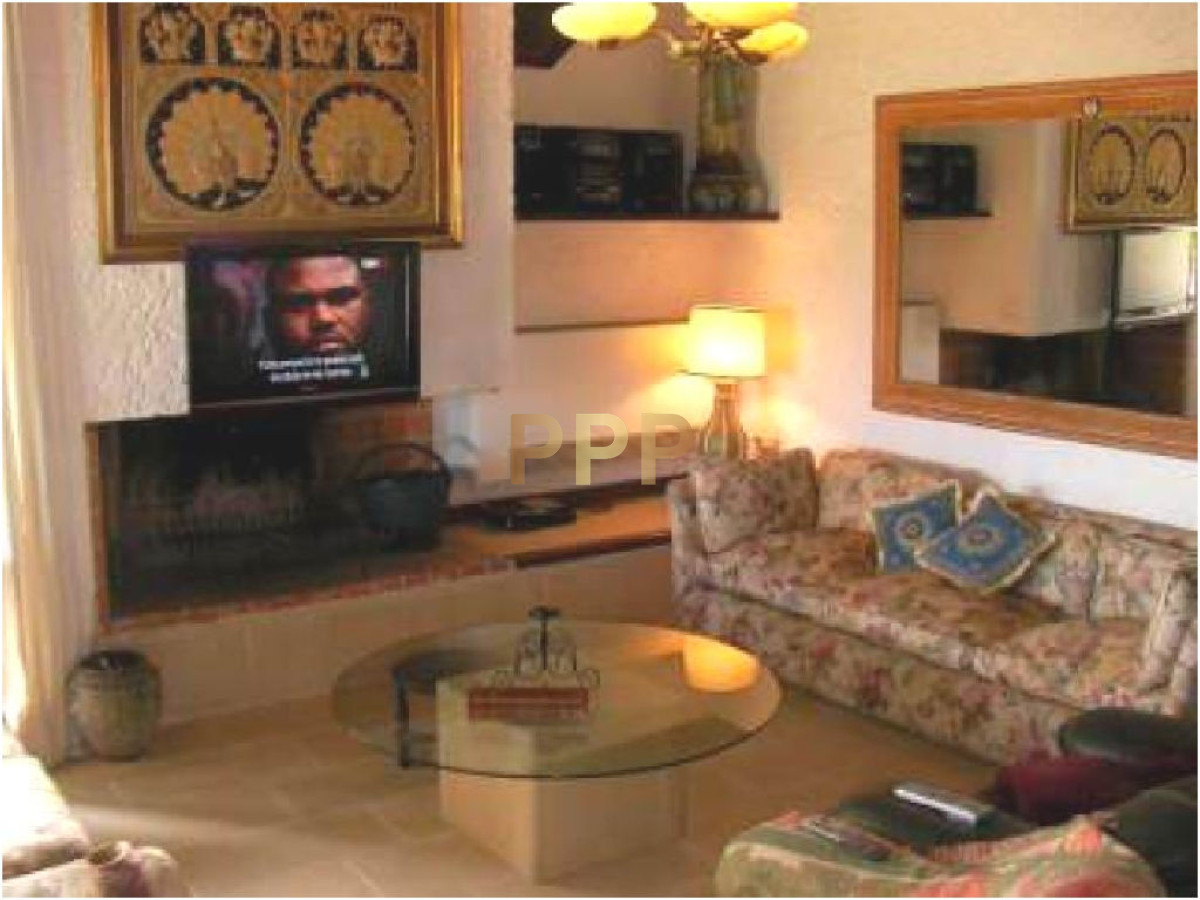 Casa ID.1660 - Casa en Pinares, 5 dormitorios *