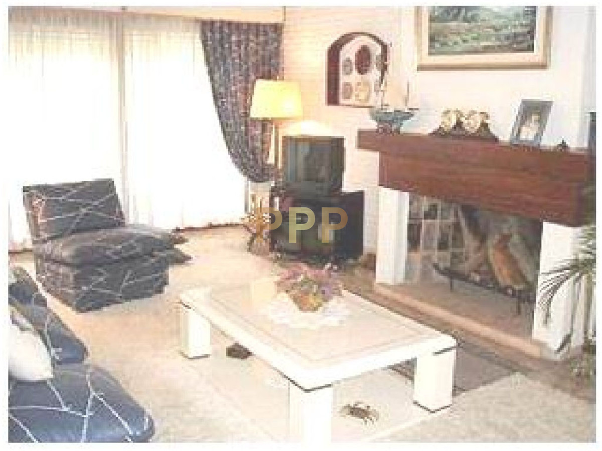 Casa ID.1700 - Casa en Mansa, 4 dormitorios *