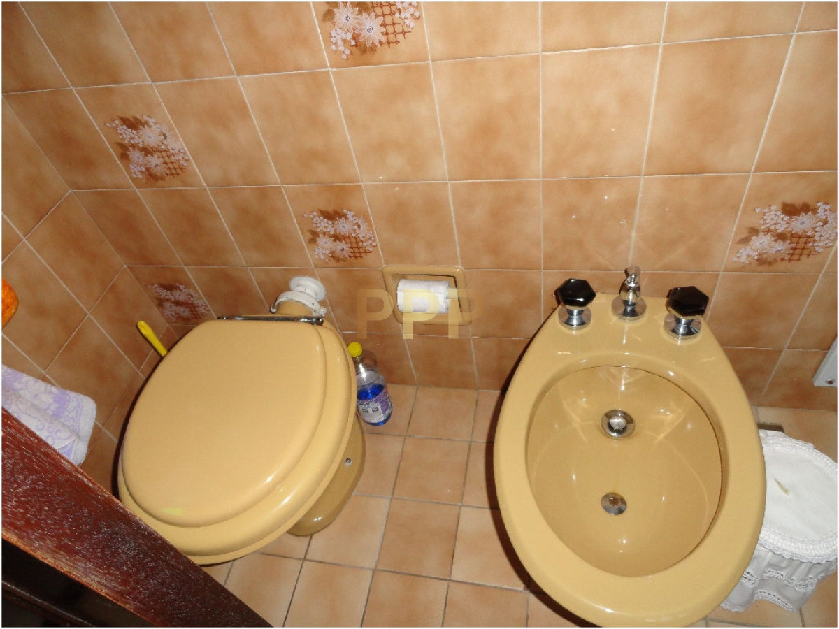 Casa ID.1708 - En alquiler.. amplia casa con capacidad para 10 personas. 