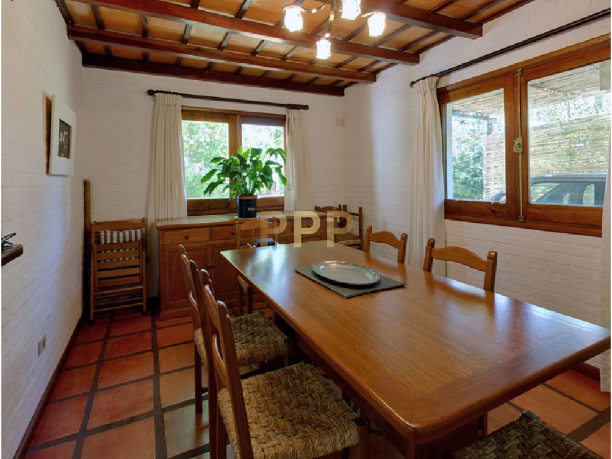 Casa ID.1719 - Casa de 2 dormitorios en alquiler en Rincon del Indio, Punta del Este