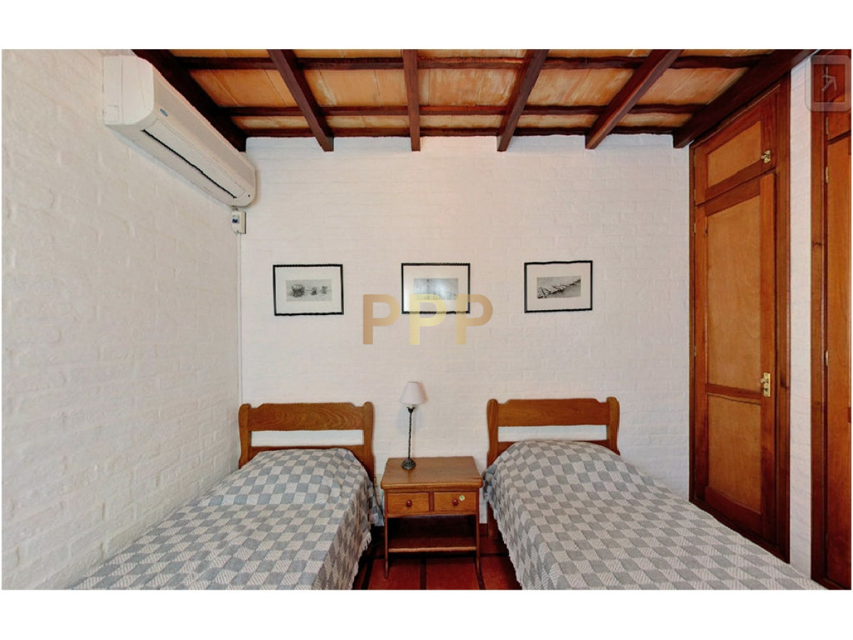 Casa ID.1719 - Casa de 2 dormitorios en alquiler en Rincon del Indio, Punta del Este