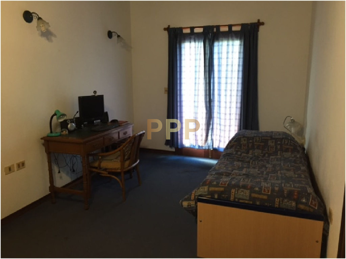 Casa ID.1729 - Casa en venta. Totalmente reciclada, bien equipada. Ambientes amplios. Punta del este.