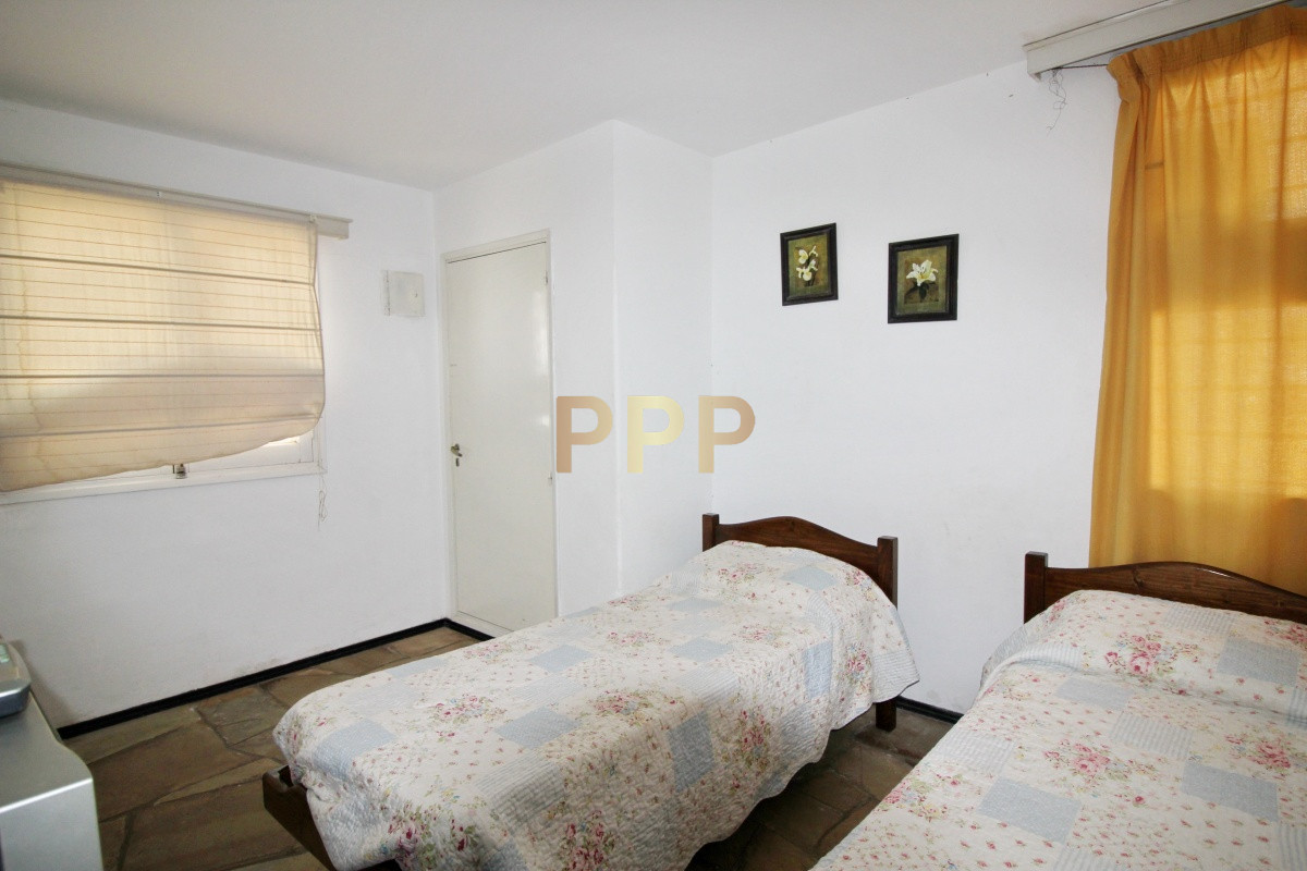 Casa ID.1712 - Casa en venta. Zona Aidy Grill.  A dos cuadras del mar!