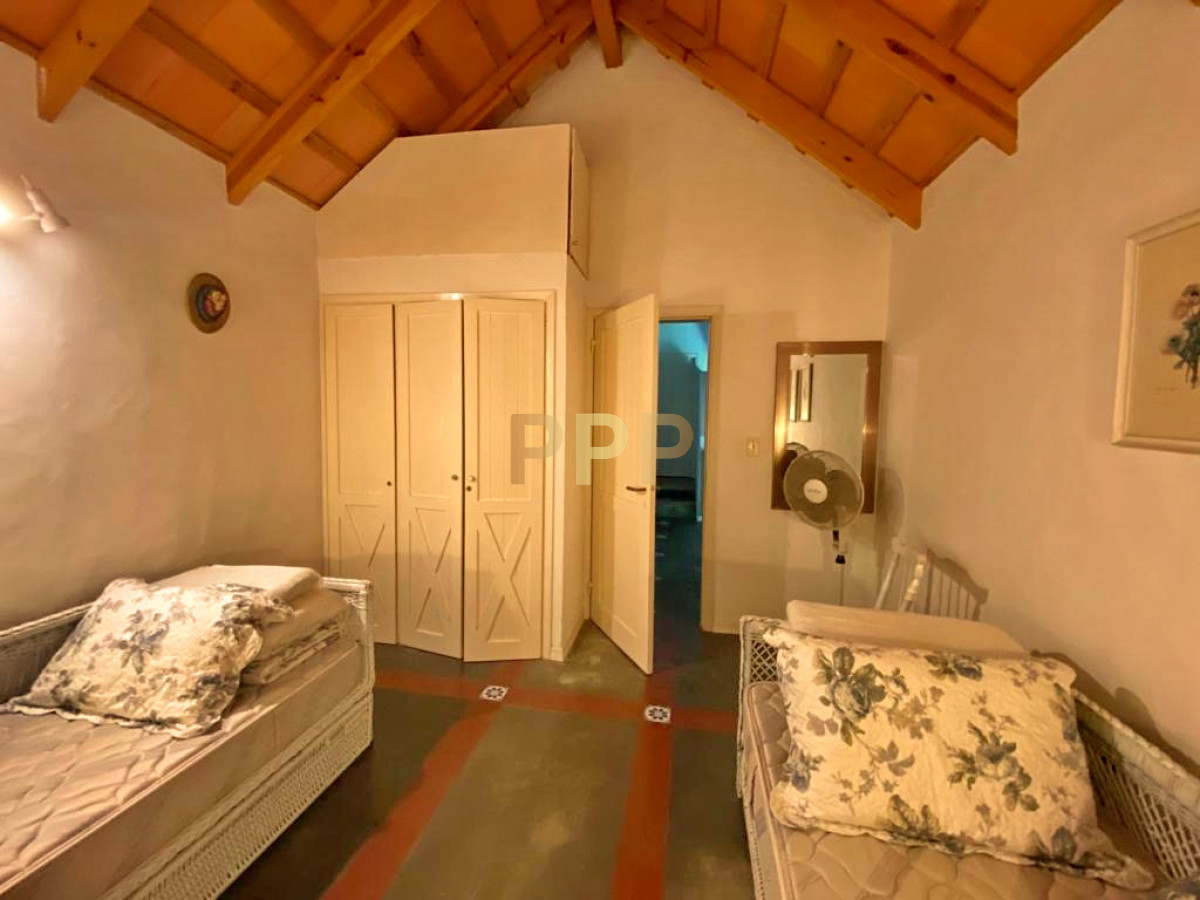 Casa ID.1675 - Casa en Brava, 3 dormitorios y demás con piscina!!!