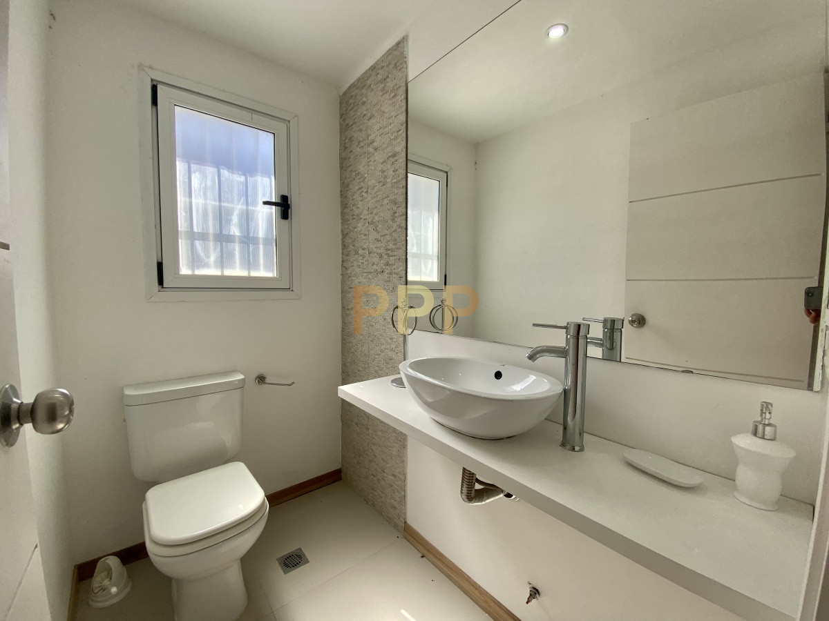 Casa ID.3676 - Casa en alquiler anual en Montoya!!! 