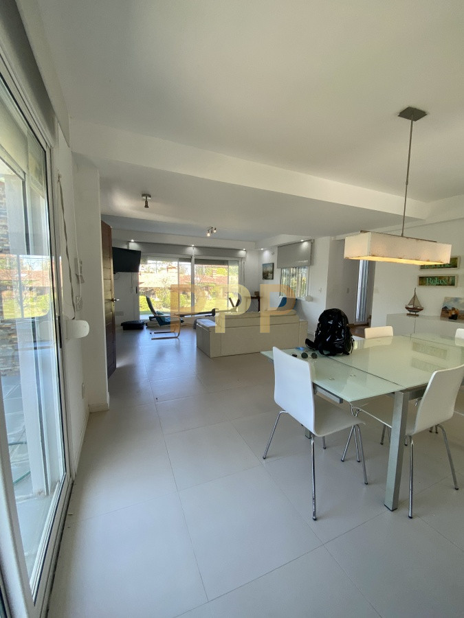 Casa ID.3676 - Casa en alquiler anual en Montoya!!! 