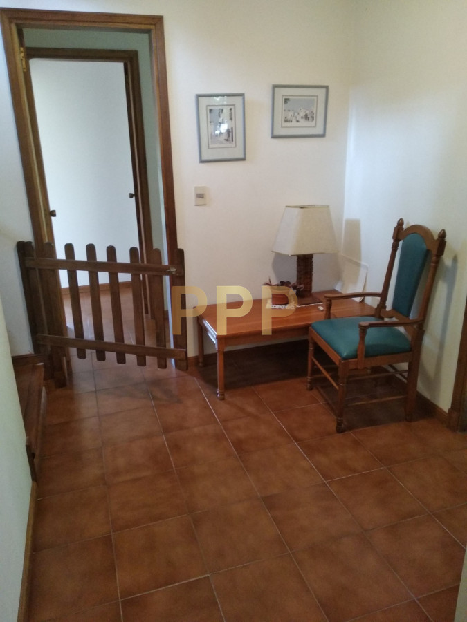 Casa ID.1911 - Casa en Alquiler y Venta en paradas de playa mansa, a pocos metros del mar.