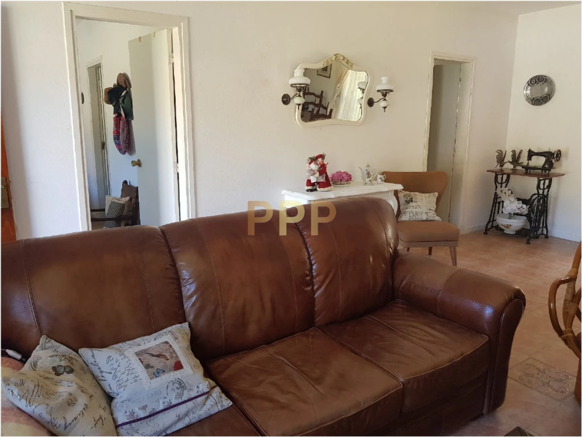 Casa ID.1658 - Casa de 3 dormitorios con piscina climatizada en alquiler. Playa brava.