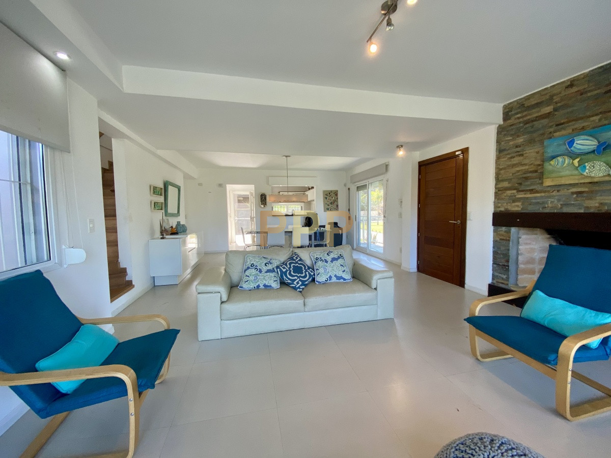 Casa ID.3676 - Casa en alquiler anual en Montoya!!! 
