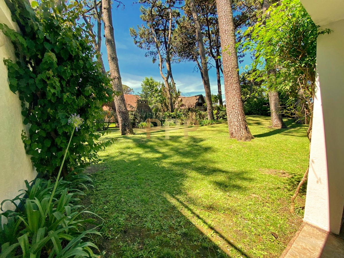 Casa ID.1675 - Casa en Brava, 3 dormitorios y demás con piscina!!!