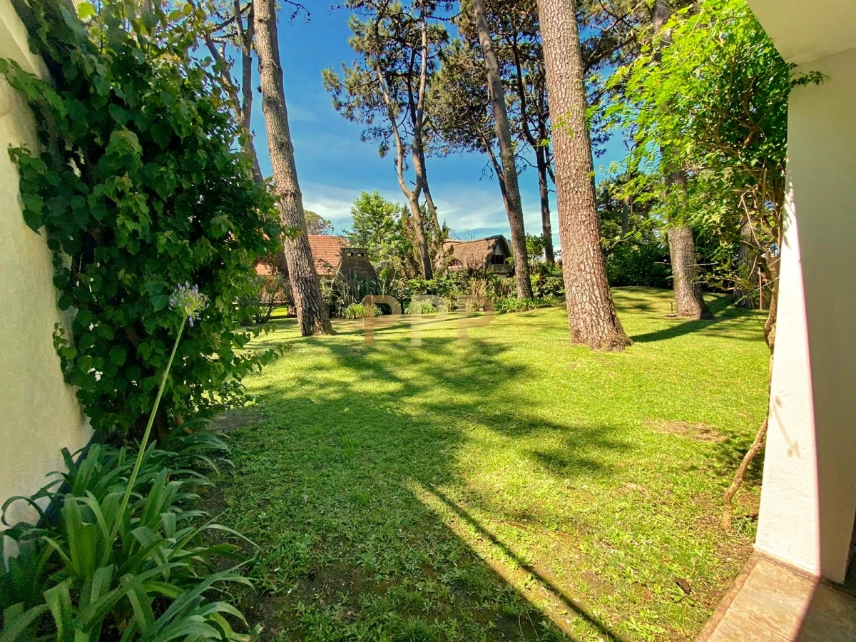 Casa ID.1675 - Casa en Brava, 3 dormitorios y demás con piscina!!!