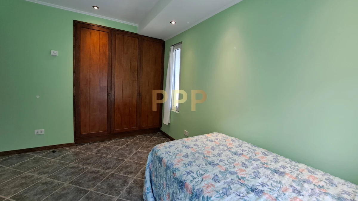 Casa ID.4225 - Casa en venta, Pinares a dos cuadras del mar.