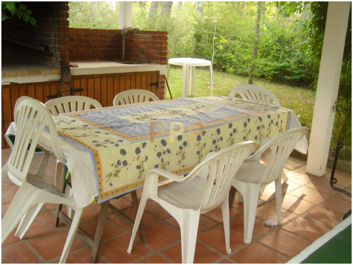Casa ID.1649 - Casa en venta Zona Pinares. A cinco cuadras del mar! Punta del Este.