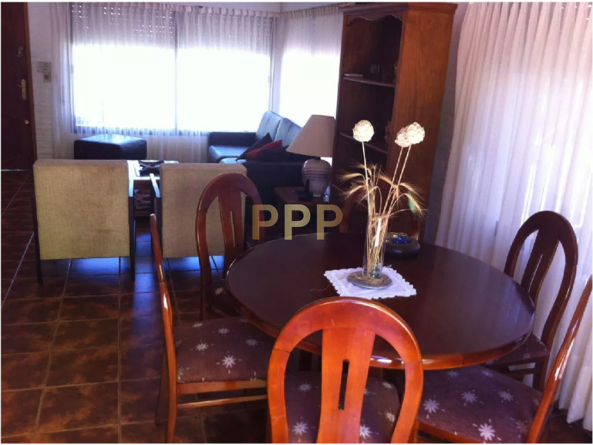Casa ID.1649 - Casa en venta Zona Pinares. A cinco cuadras del mar! Punta del Este.