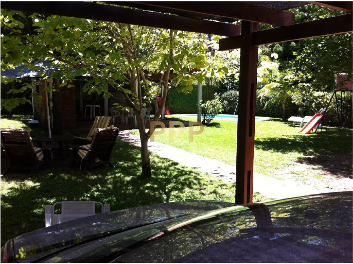 Casa ID.1649 - Casa en venta Zona Pinares. A cinco cuadras del mar! Punta del Este.