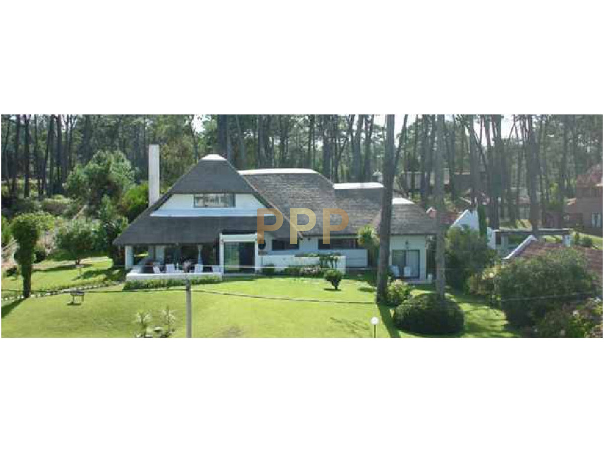 Casa ID.1660 - Casa en Pinares, 5 dormitorios *