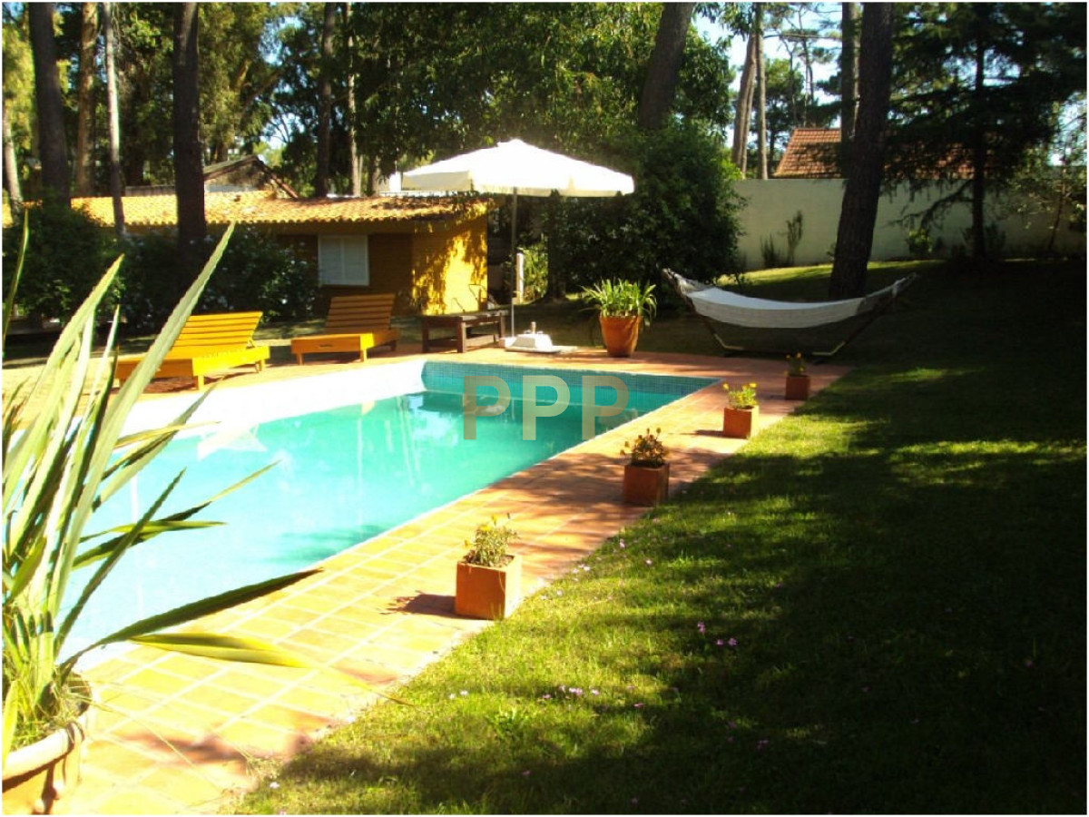 Casa ID.1673 - Casa en San Rafael, 5 dormitorios *