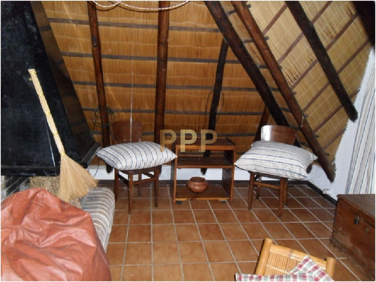 Casa ID.1680 - Se alquila casa de 4 dormitorios en Pinares, Punta del Este.