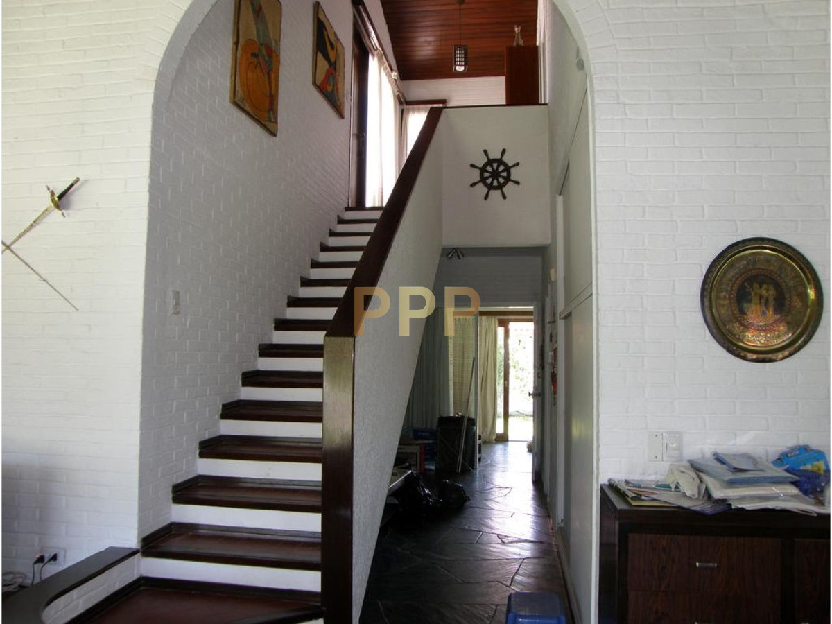 Casa ID.1686 - Hermosa casa a dos cuadras exactamente del mar, playa mansa!!!