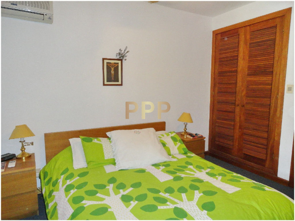 Casa ID.1696 - Casa en Mansa, 4 dormitorios *