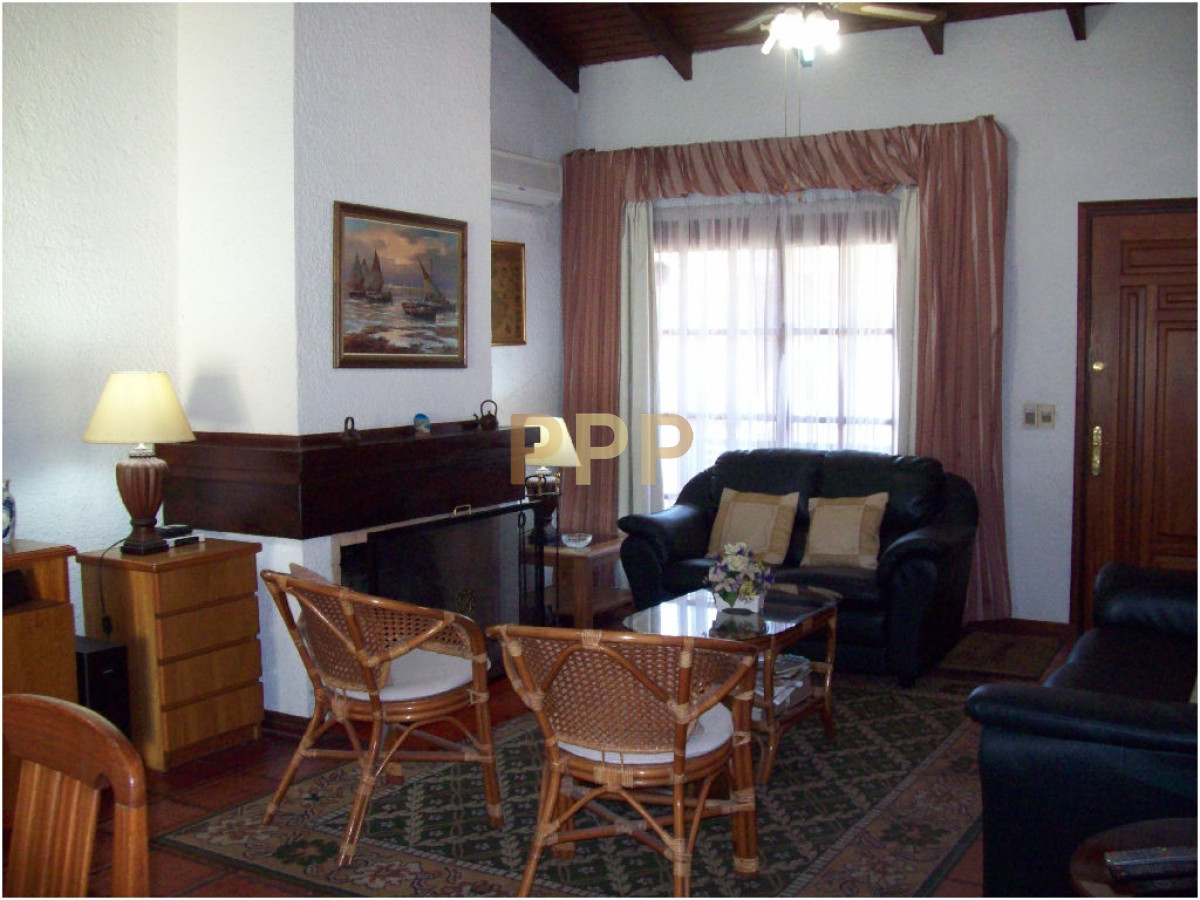 Casa ID.1698 - Alquilo linda casa con piscina climatizada, ideal para Veranear!!! Mansa, Punta del Este