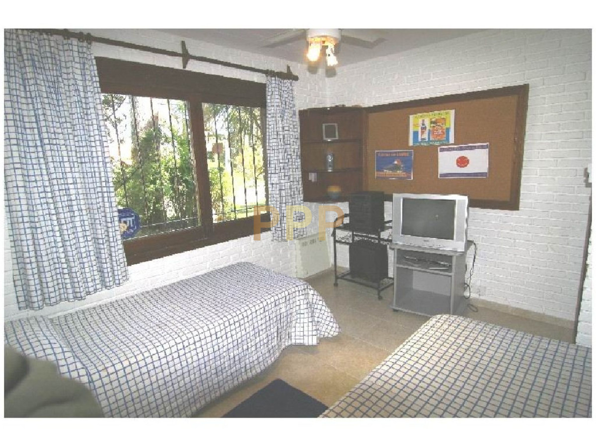 Casa ID.1701 - Casa en Mansa, 4 dormitorios *
