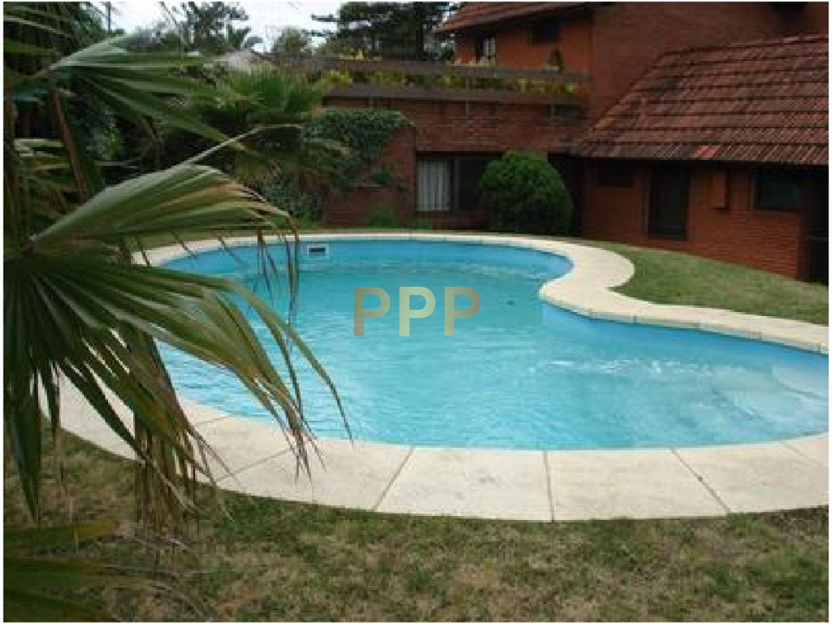 Casa ID.1701 - Casa en Mansa, 4 dormitorios *