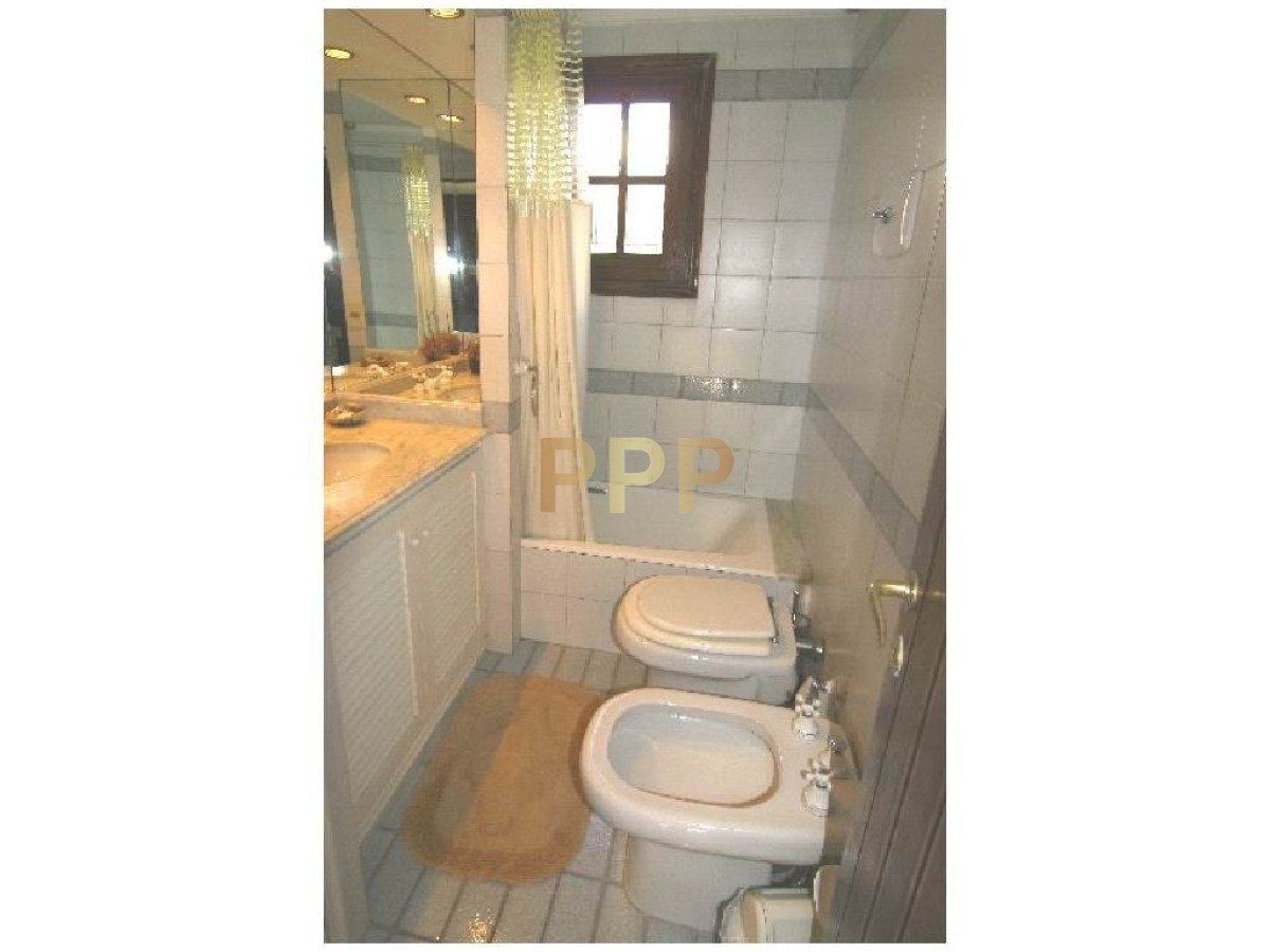 Casa ID.1701 - Casa en Mansa, 4 dormitorios *