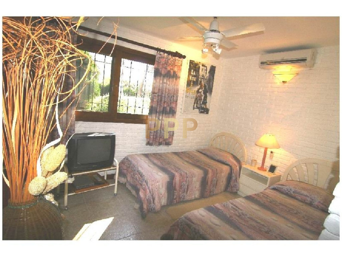 Casa ID.1701 - Casa en Mansa, 4 dormitorios *
