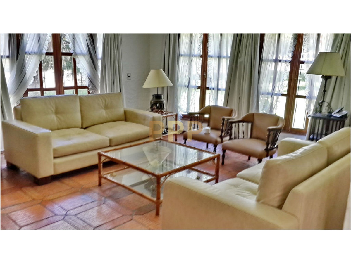 Casa ID.1702 - Casa en Pinares, 3 dormitorios *