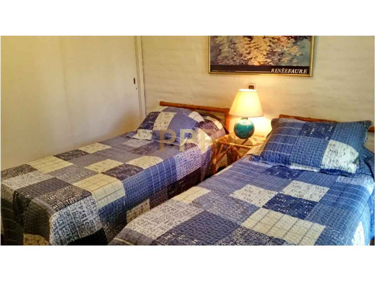 Casa ID.1702 - Casa en Pinares, 3 dormitorios *